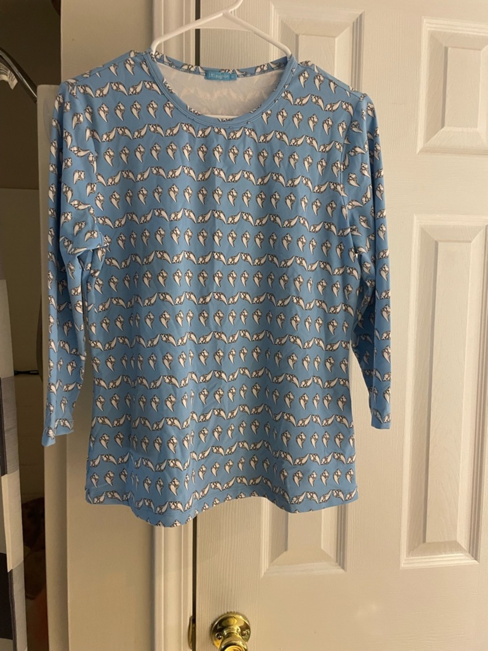 J McLaughlin‎ Catalina cloth blue sea shell blouse medium